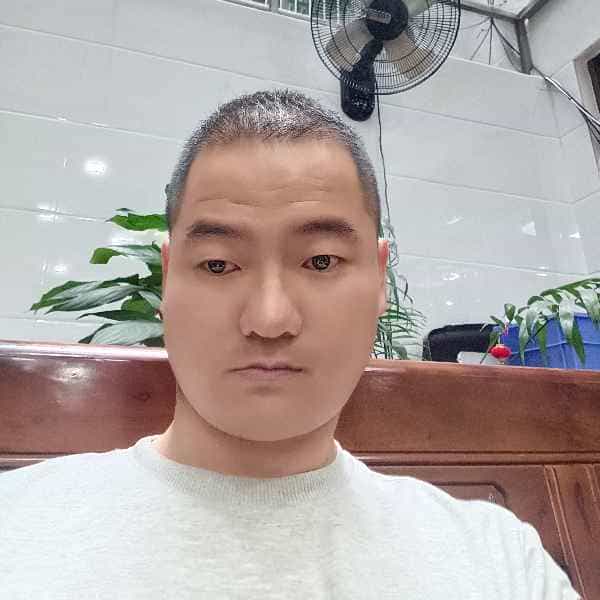 37岁岁福建单身帅哥 - 内江吉缘网