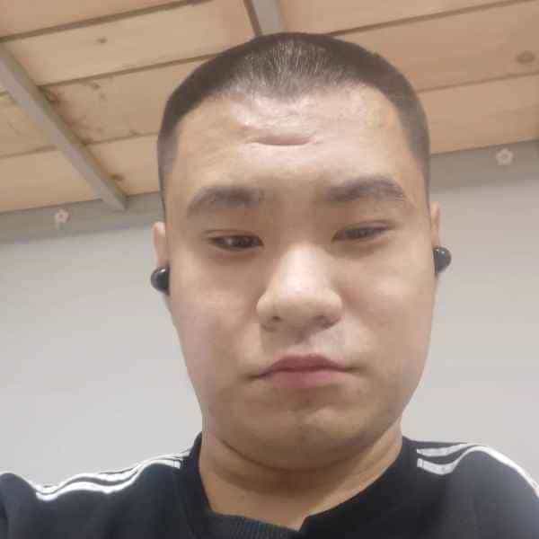 25岁岁山东单身帅哥 - 内江吉缘网