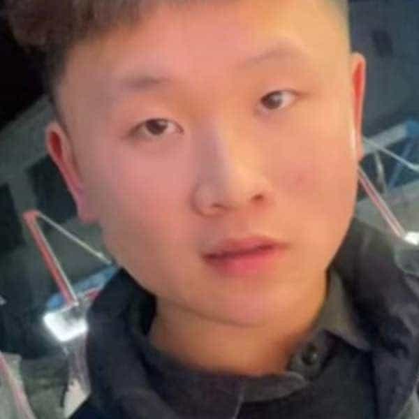 22岁岁河南单身帅哥 - 内江吉缘网