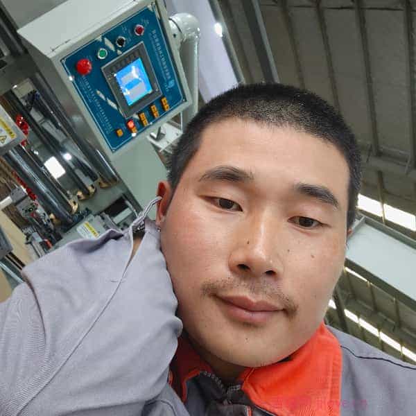 37岁岁江苏单身帅哥 - 内江吉缘网