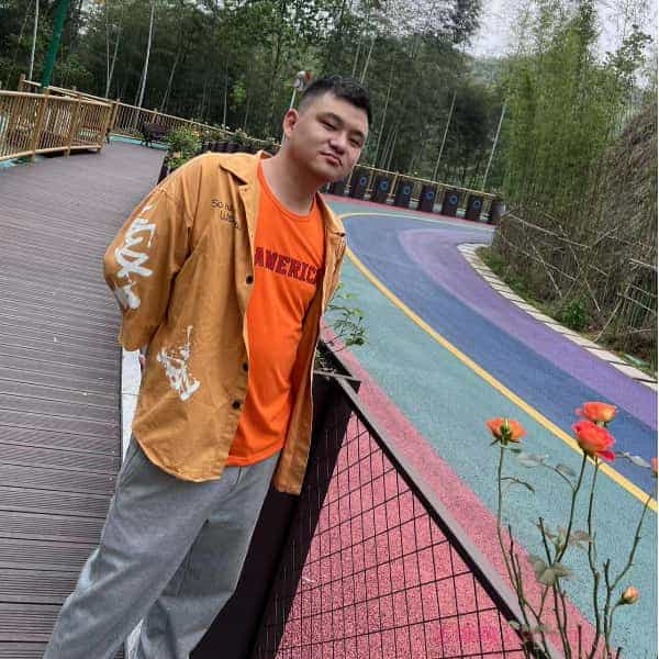 28岁岁湖南单身帅哥 - 内江吉缘网